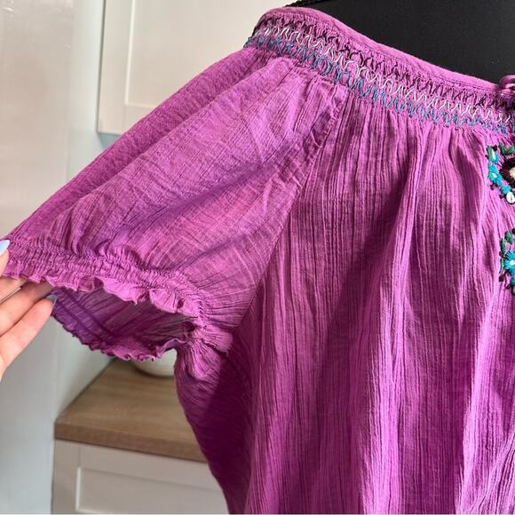 Old Navy Women’s Embroidered Boho Blouse Size XL X-Large Short Sleeve Shirt Plus - Picture 4 of 12